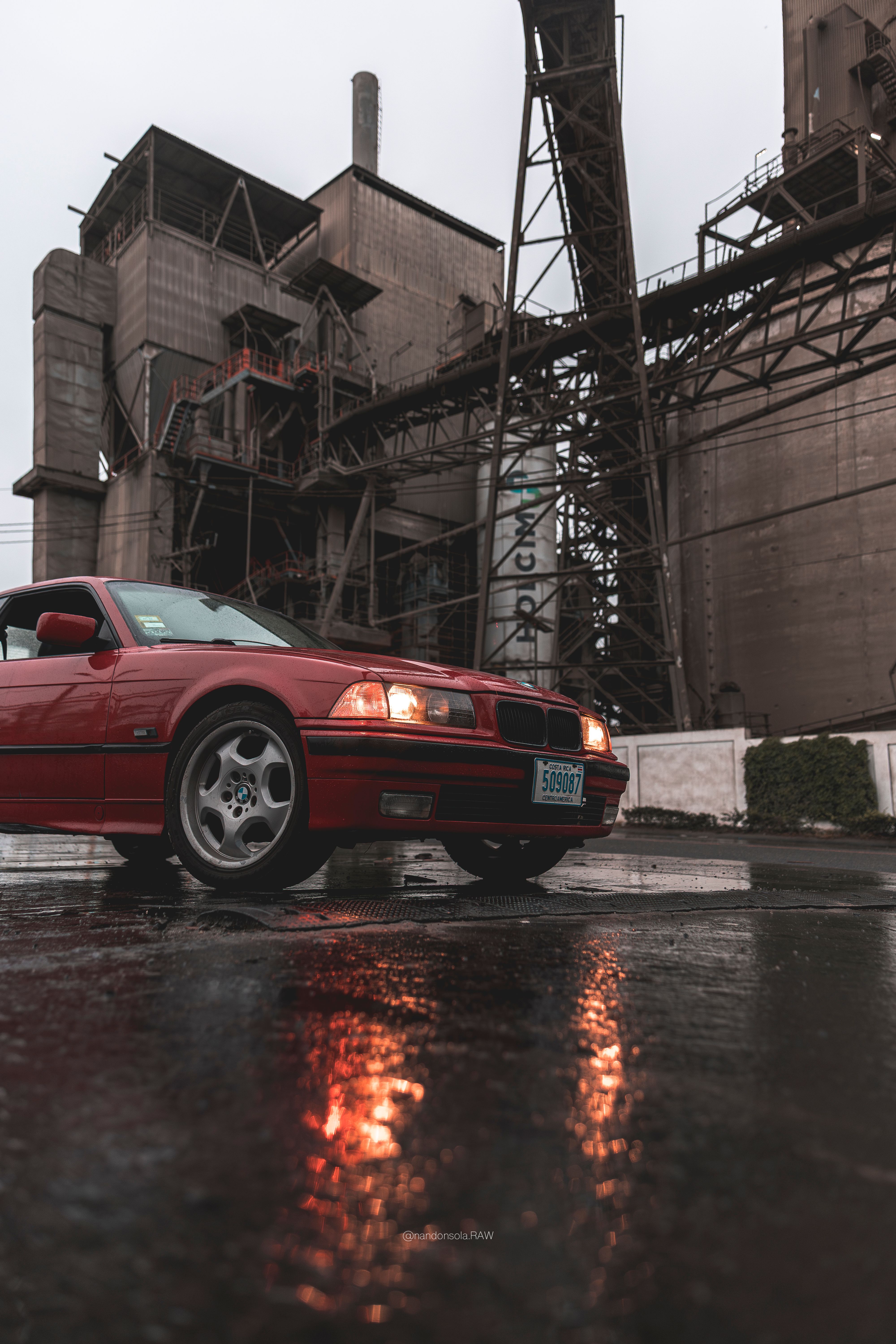 BMW E36 rojo