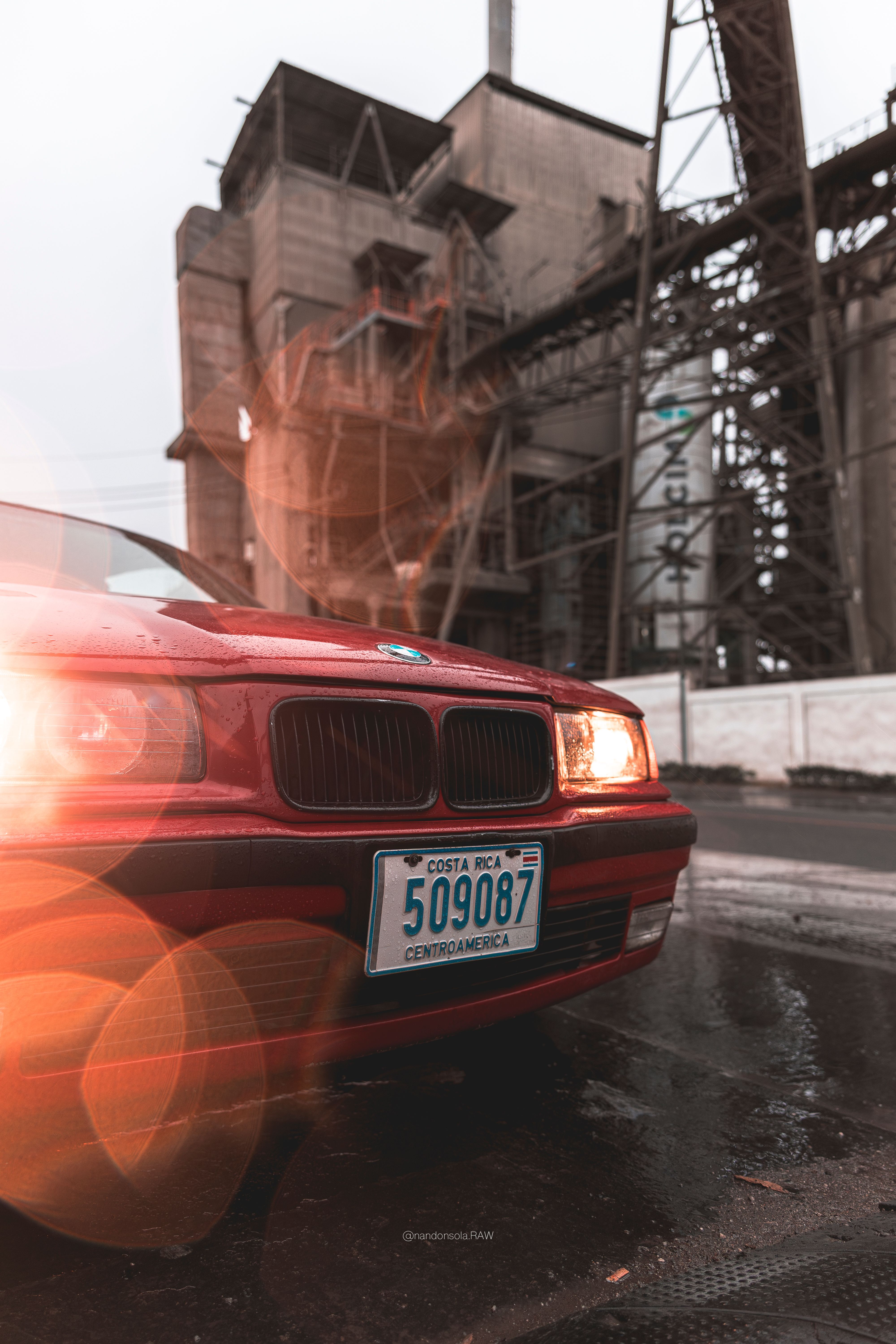 BMW E36 rojo